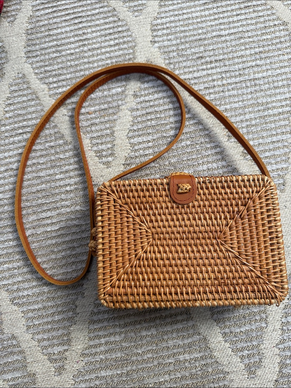 Woven Straw Crossbody Bag in Tan